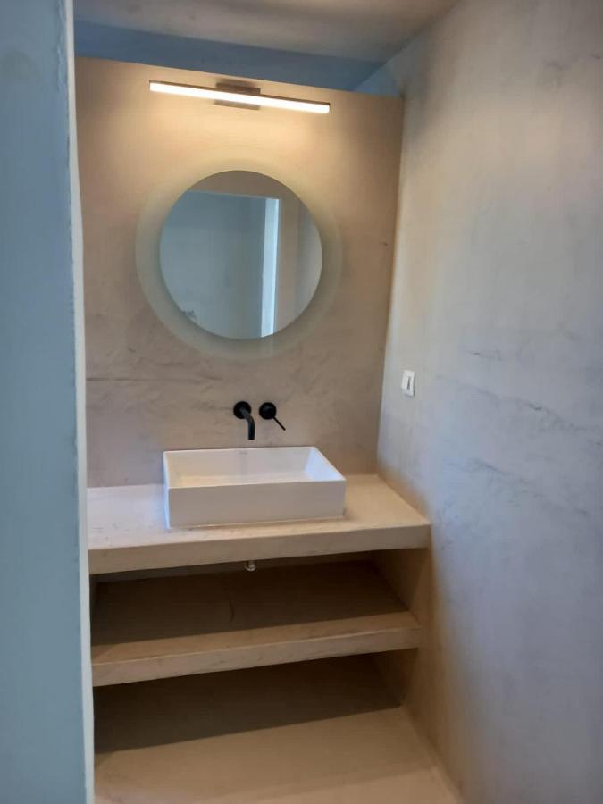 Lejardin Suites Santorini Pýrgos Екстериор снимка