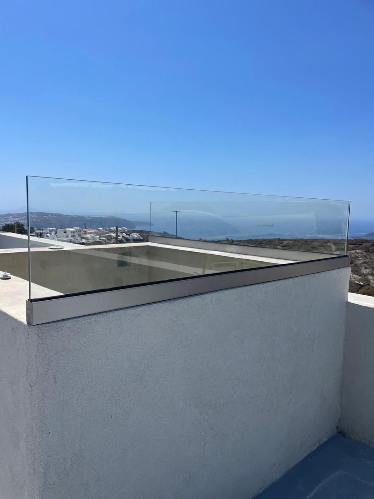 Lejardin Suites Santorini Pýrgos Екстериор снимка